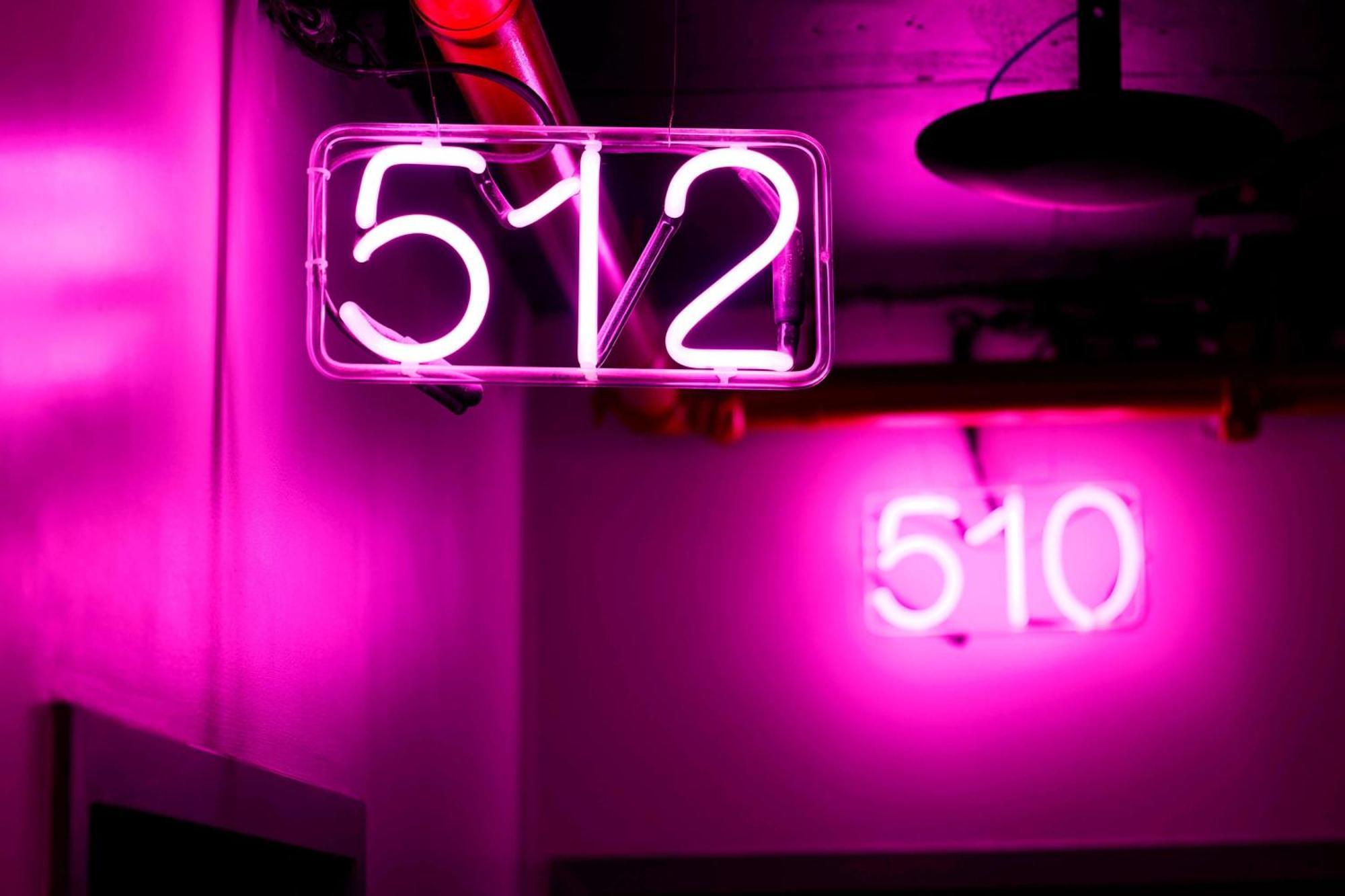 Moxy Nyc Downtown Hotel New York Bagian luar foto